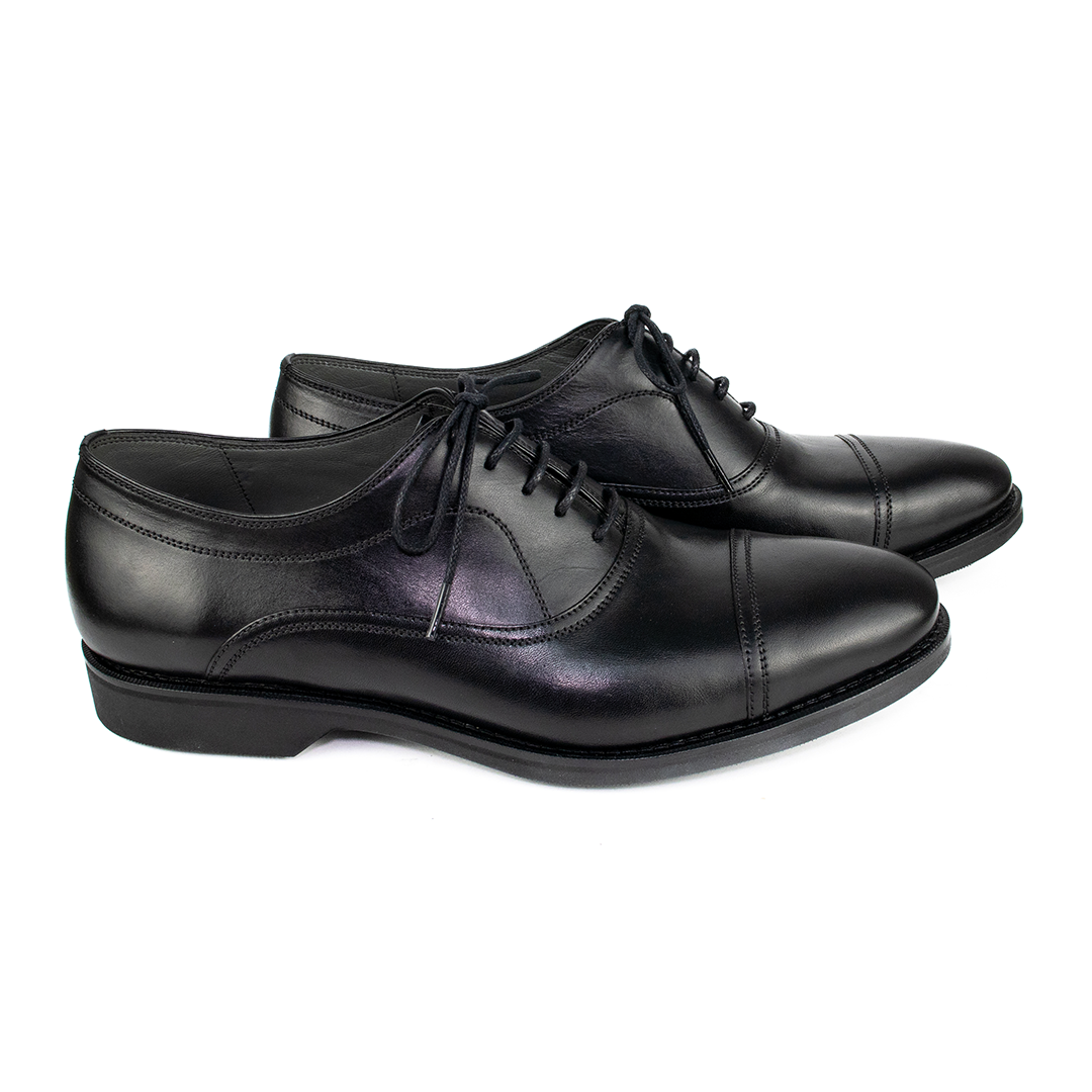 Oxford Cap Toe Ronald Solado de Borracha - cor Preto