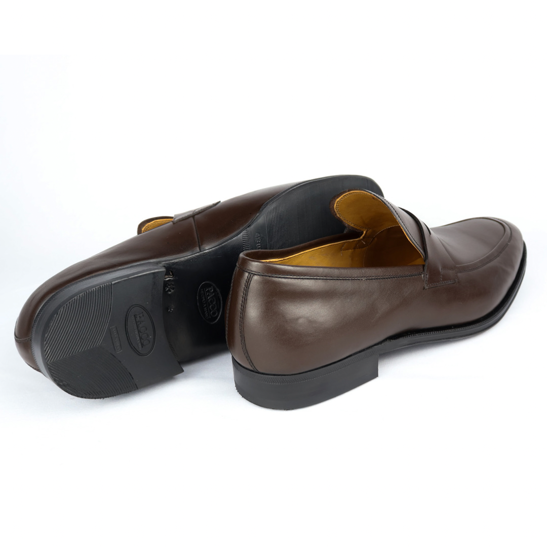 Basic Loafer - Madrid Coffee Brown color