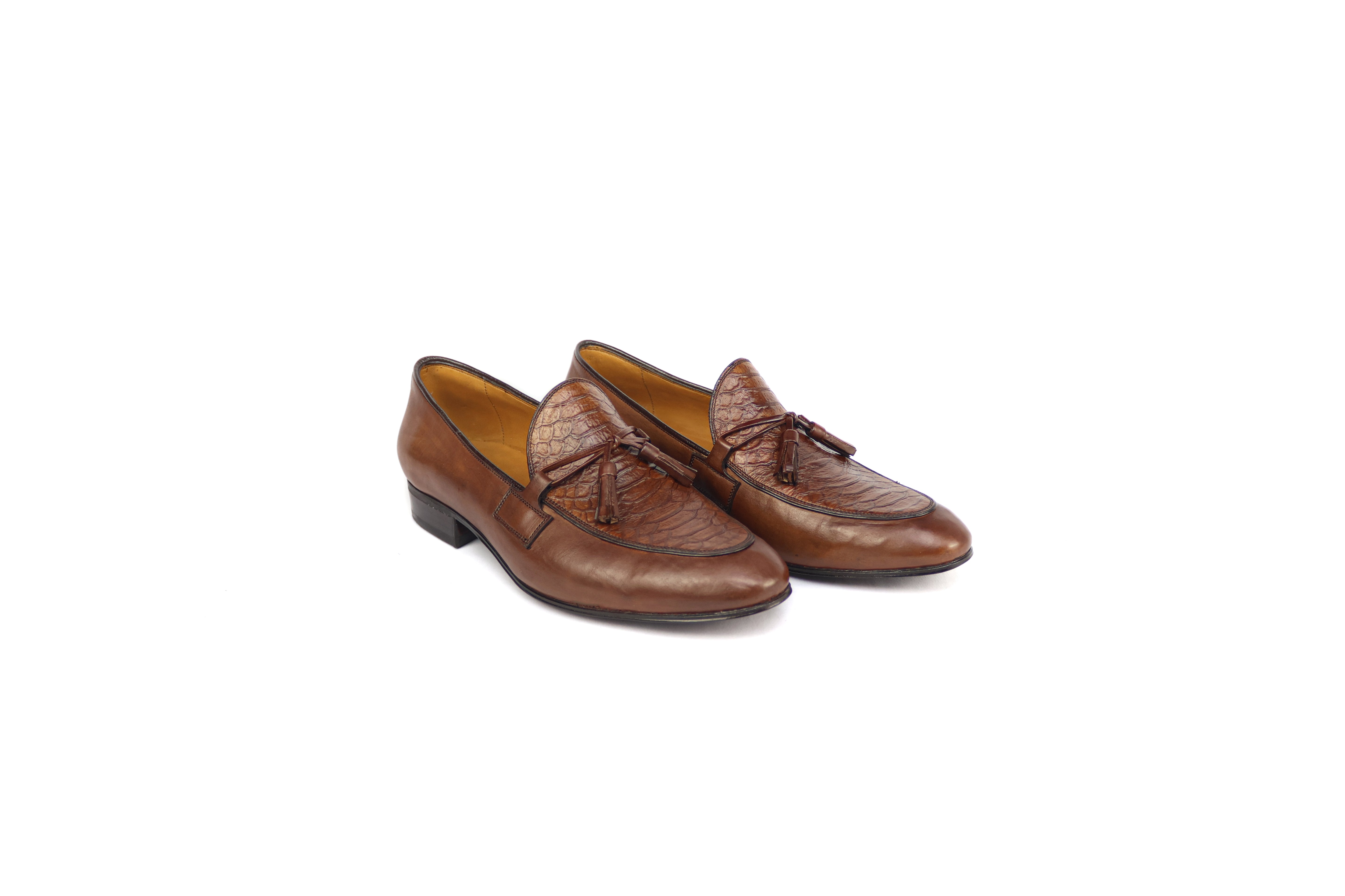 Tassel Loafer França com detalhe em estampa de couro exótico