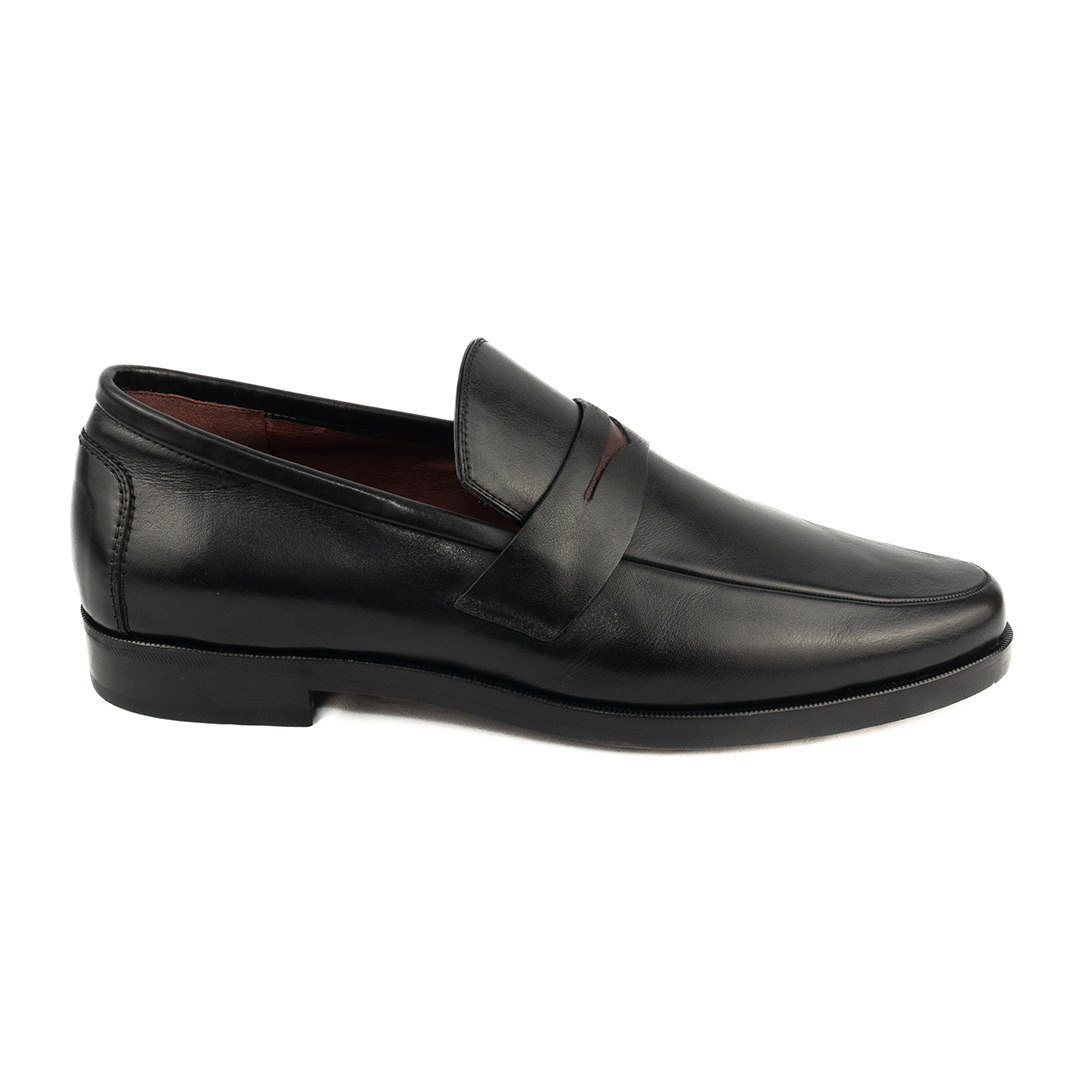 ÚLTIMO PAR TAMANHO 44 Loafer com Solado Duplo - cor preto