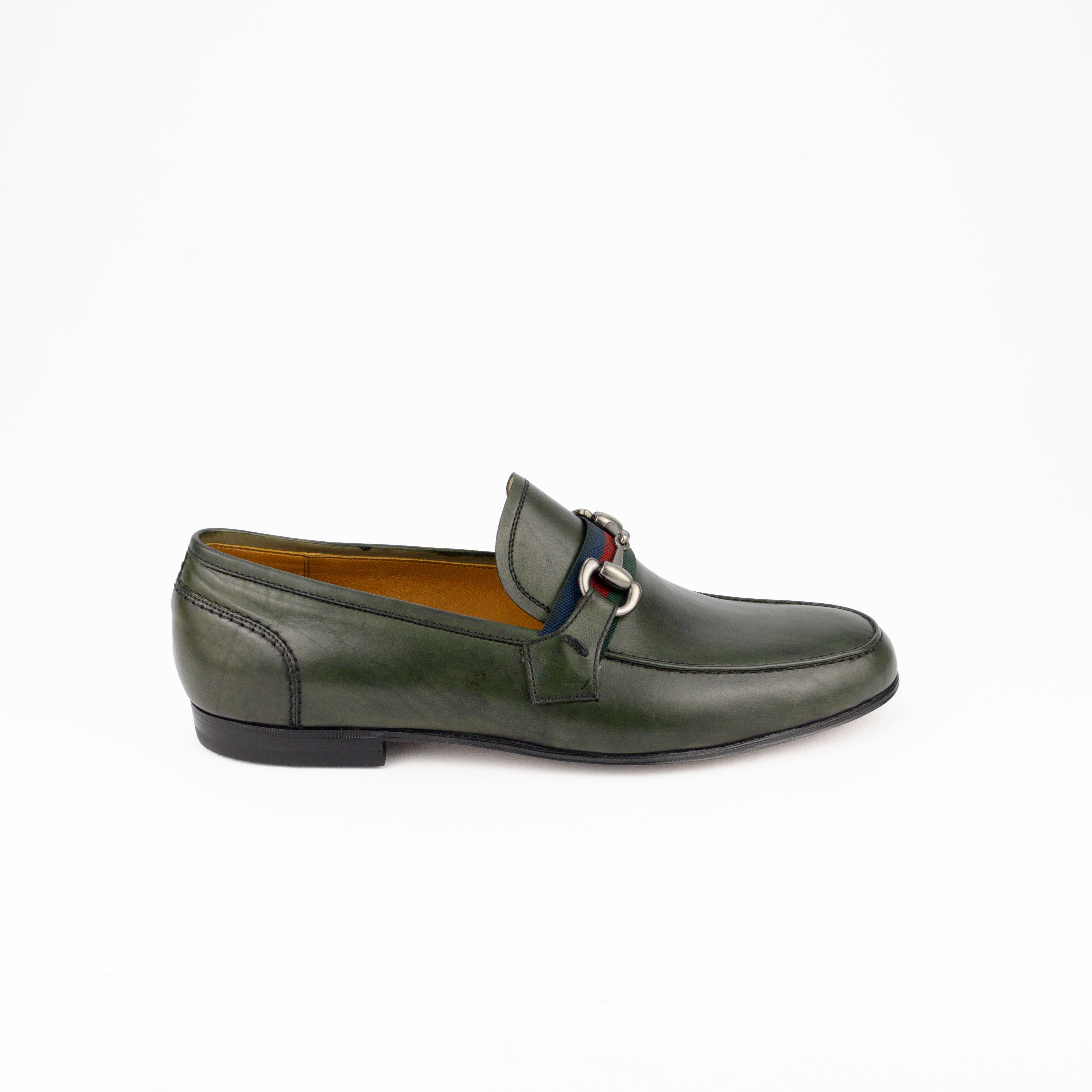 Mocassim estilo italiano Luca cor artesanal verde musgo