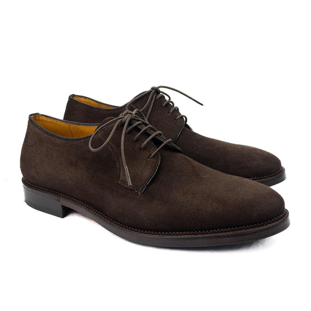 Derby Plain Toe Ernesto em camurça marrom café