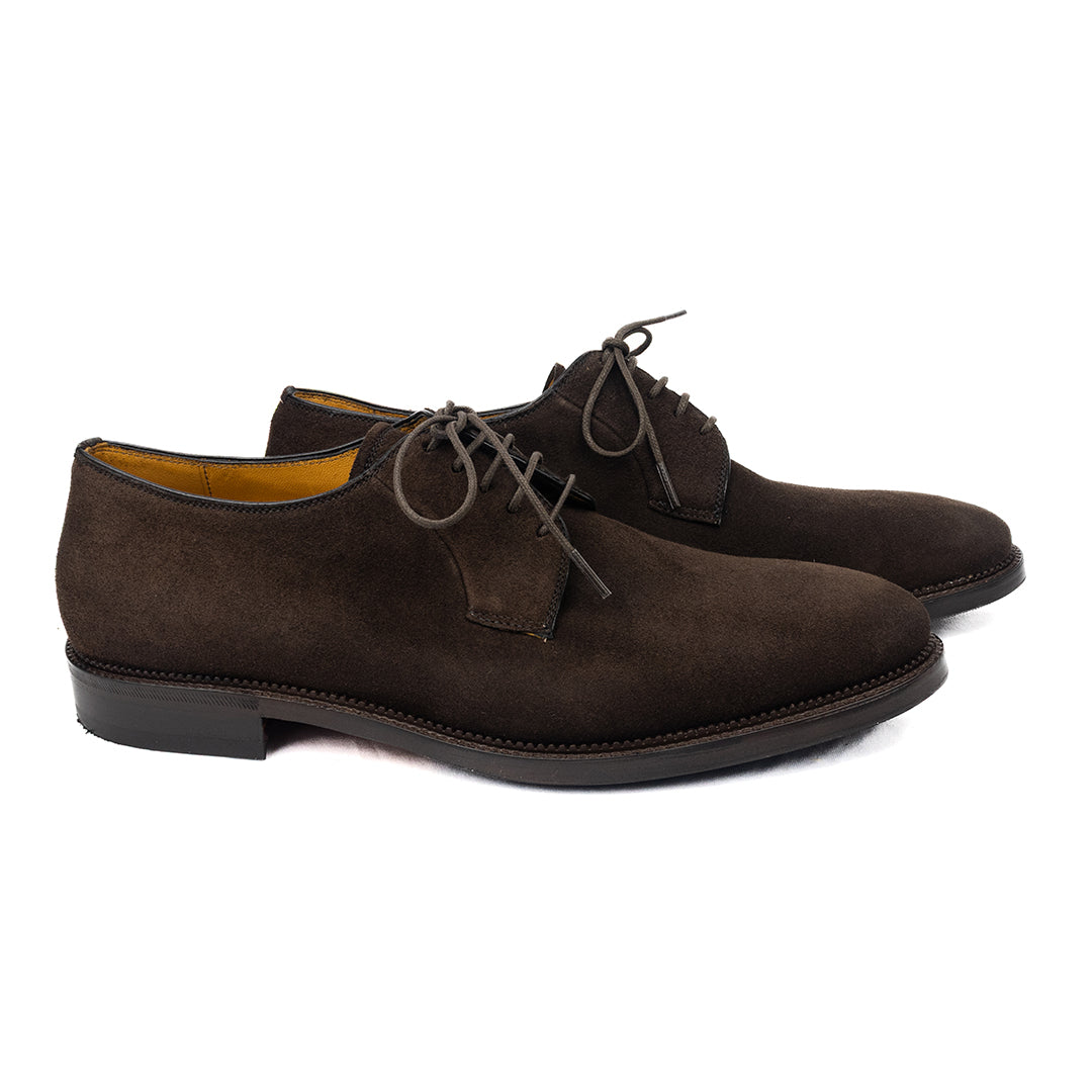 Derby Plain Toe Ernesto em camurça marrom café