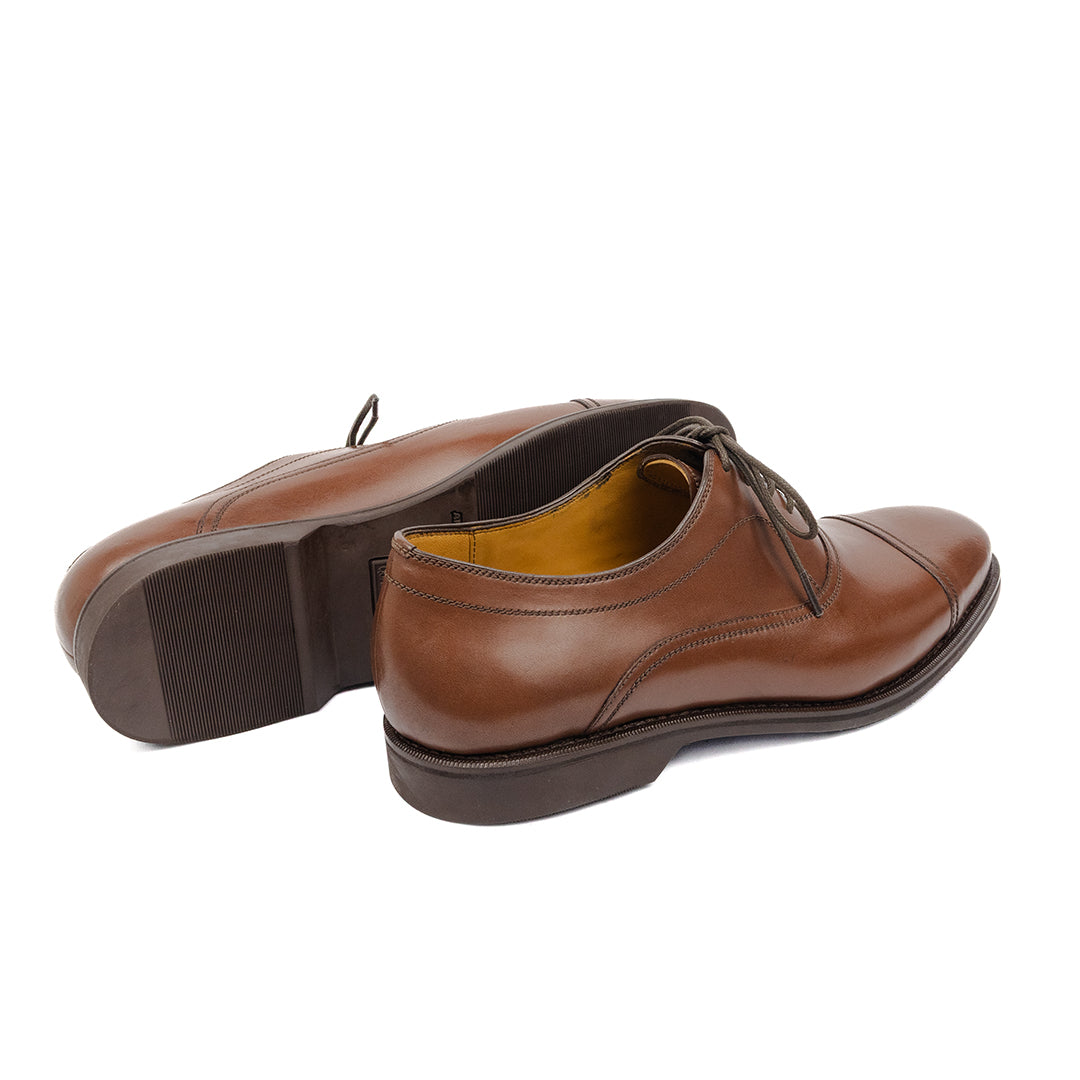 Oxford Cap Toe Ronald Solado de Borracha - cor Mahogany