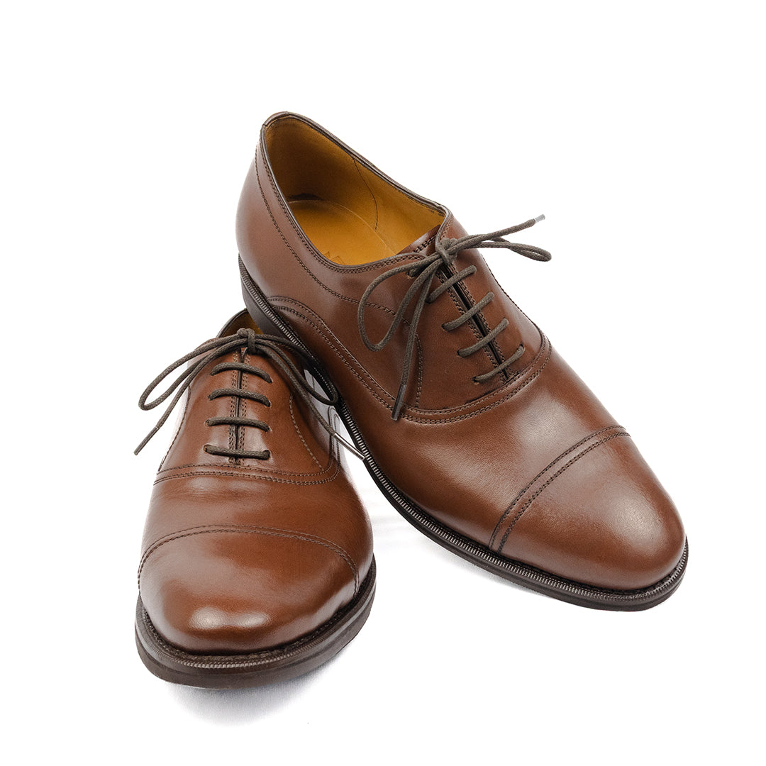 Oxford Cap Toe Ronald Solado de Borracha - cor Mahogany
