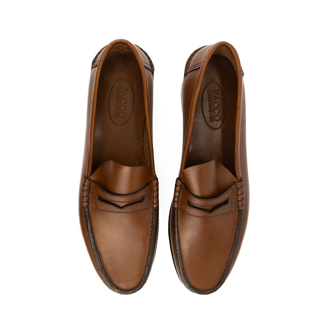 ÚLTIMO PAR TAMANHO 47 Mocassim Argentino College - cor havana