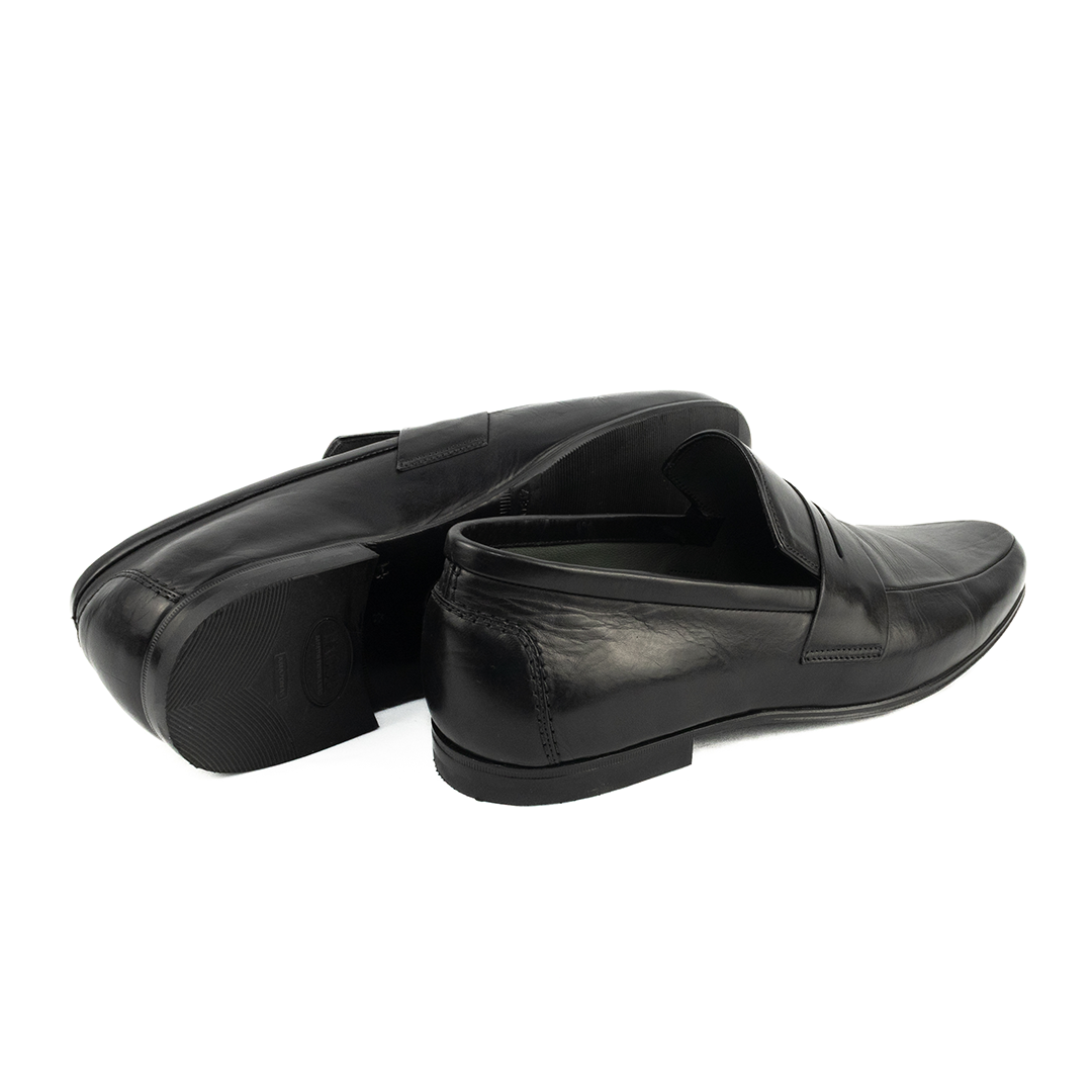 PEQUENO DEFEITO ÚLTIMO PAR TAMANHO 37 Loafer Amancio - cor preto