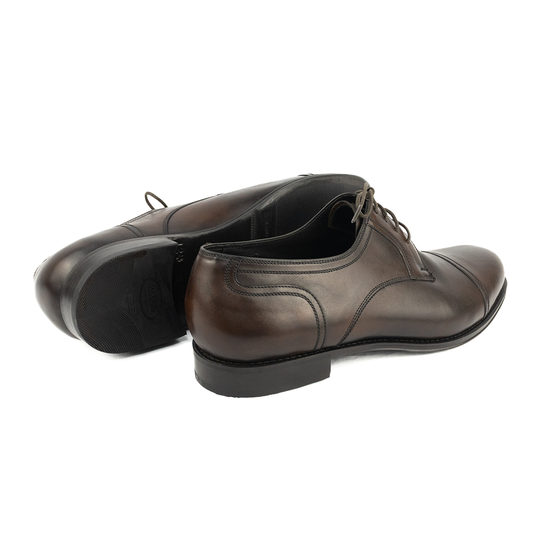 ÚLTIMO PAR TAMANHO 45 Derby Cap Toe - cor marrom café