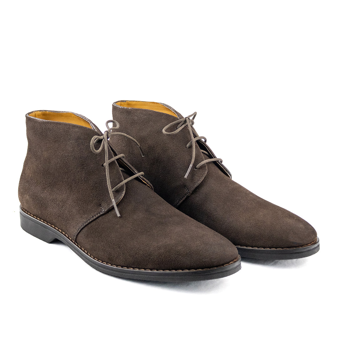 Bota Chukka Liverpool em camurça cor marrom café
