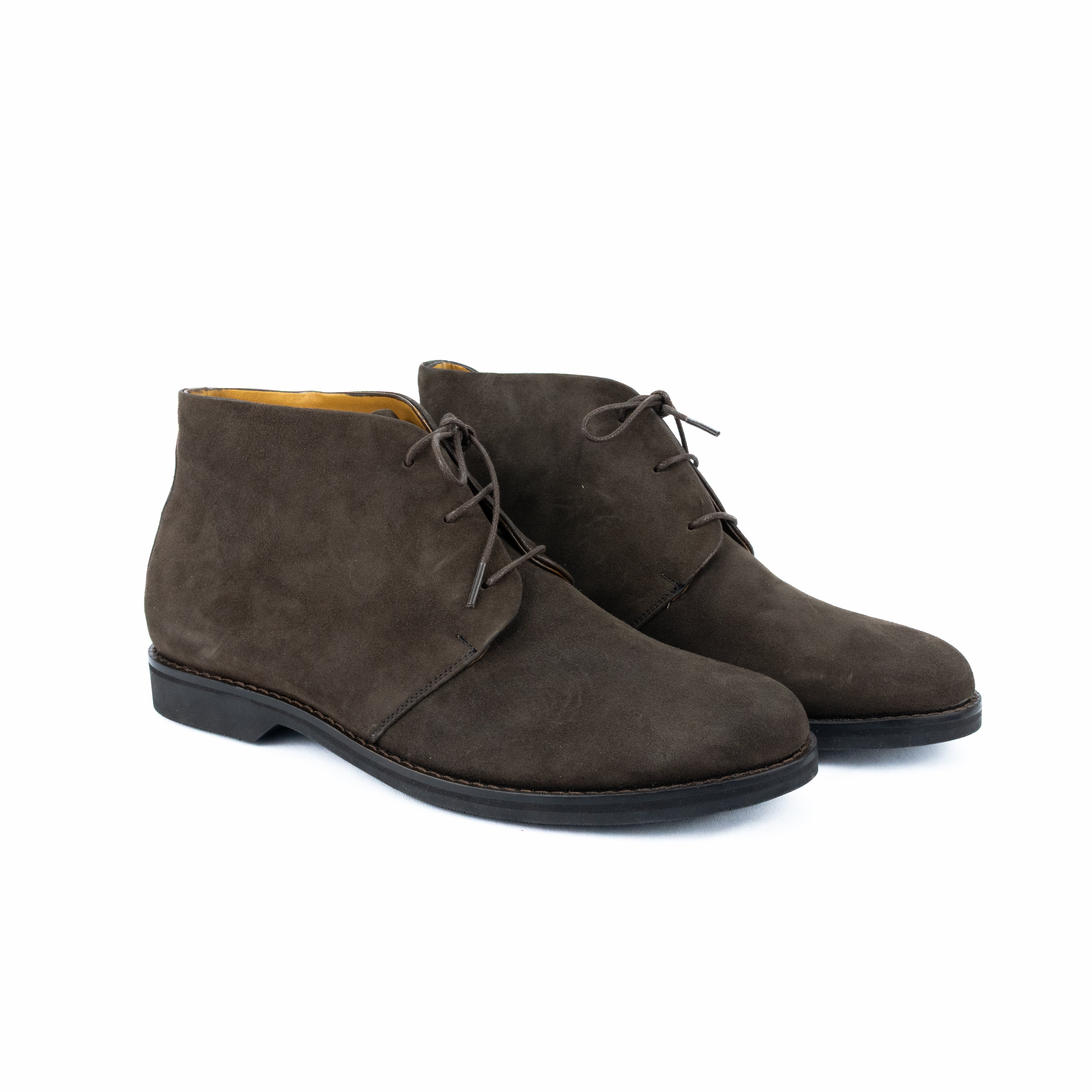 ÚLTIMO PAR TAMANHO 41 - Bota Chukka Liverpool em camurça cor  marrom café