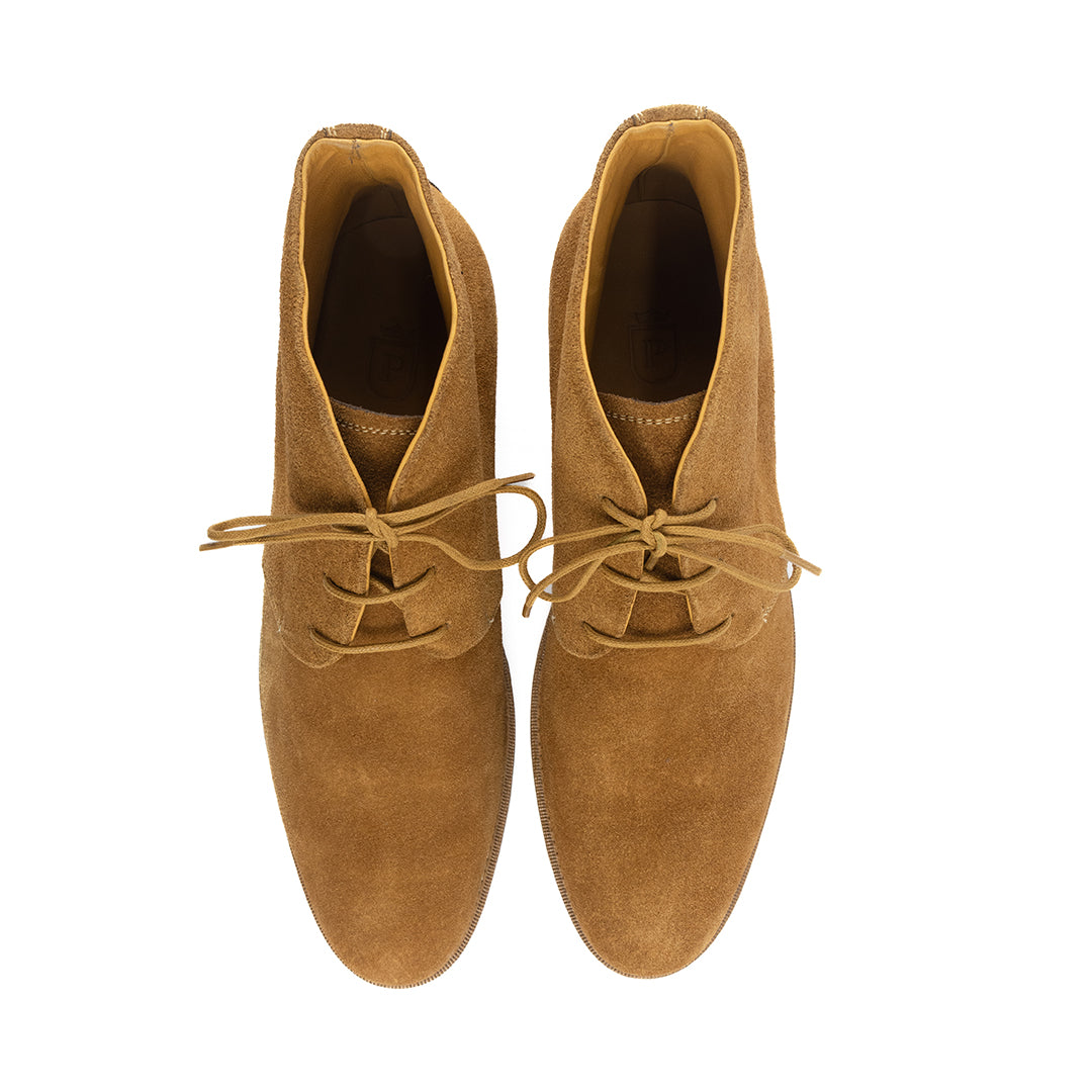 Bota Chukka Liverpool em camurça suede cor caramelo