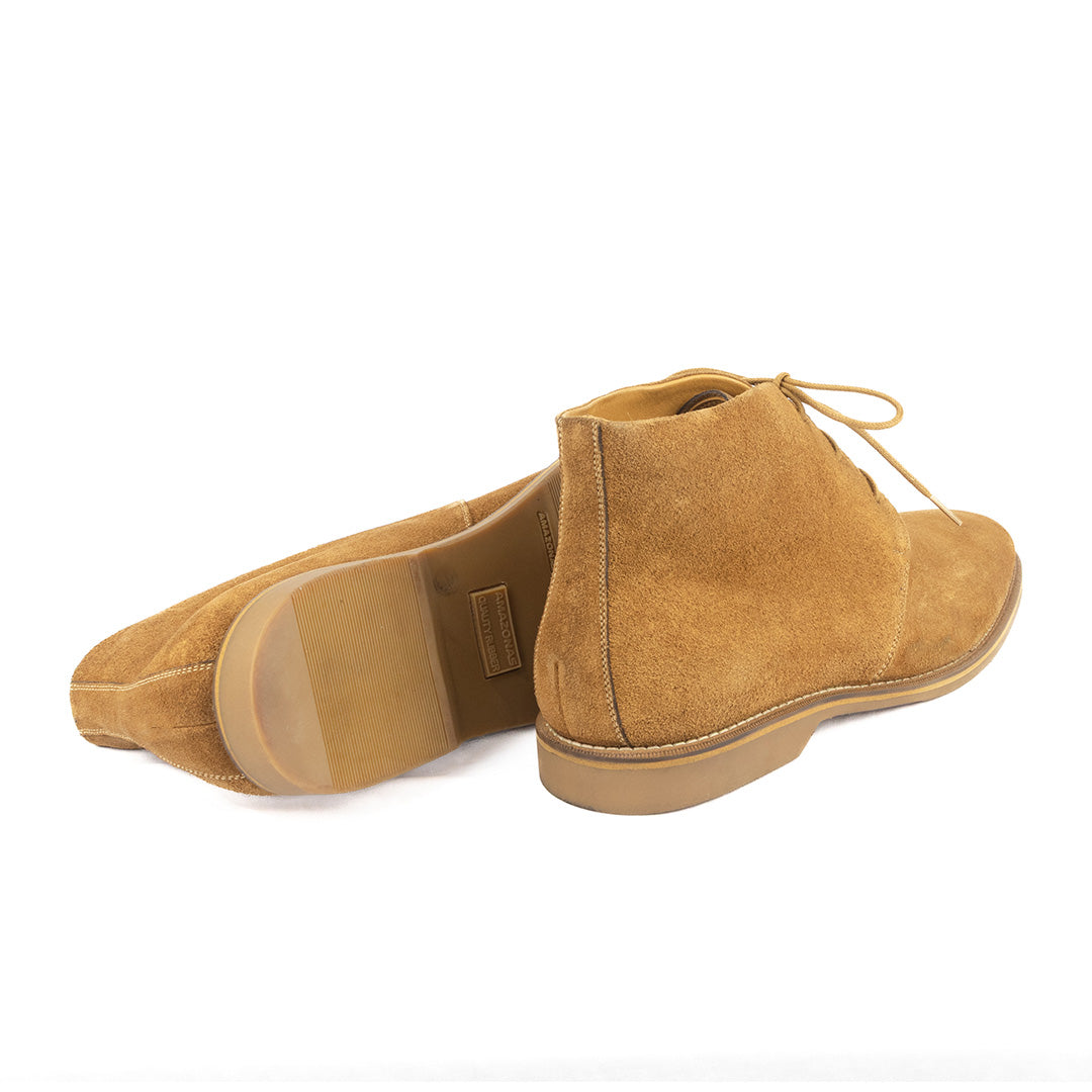 Bota Chukka Liverpool em camurça suede cor caramelo