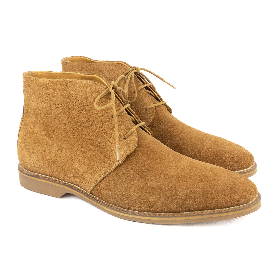 Bota Chukka Liverpool em camurça suede cor caramelo