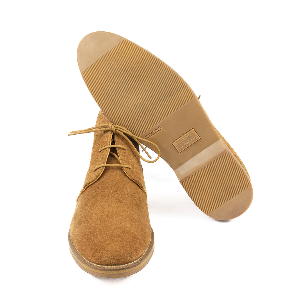 Bota Chukka Liverpool em camurça suede cor caramelo