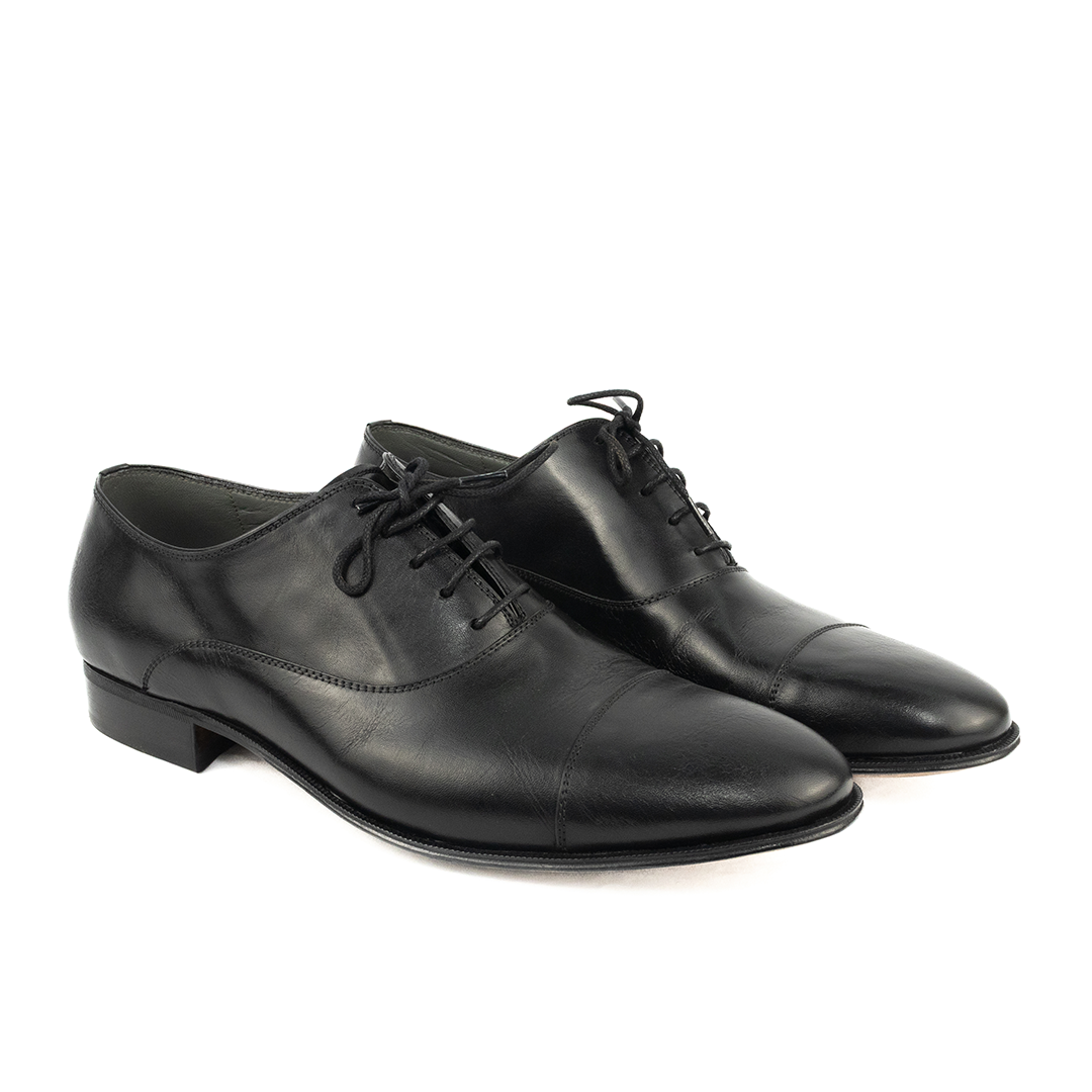 ÚLTIMO PAR TAMANHO 45 Oxford Cap Toe Matteo - cor preto