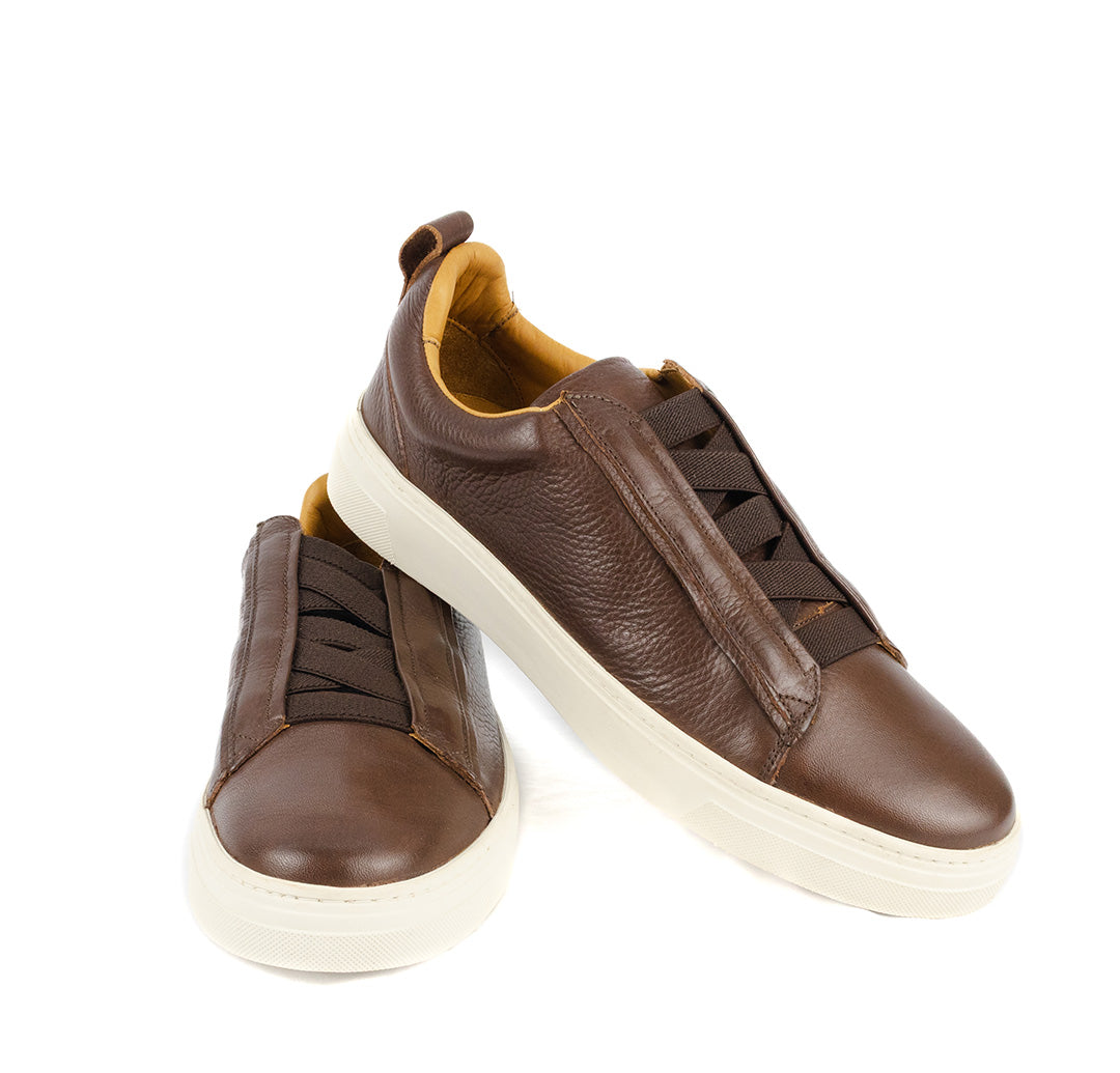 Sapatênis estilo italiano cor pinhão