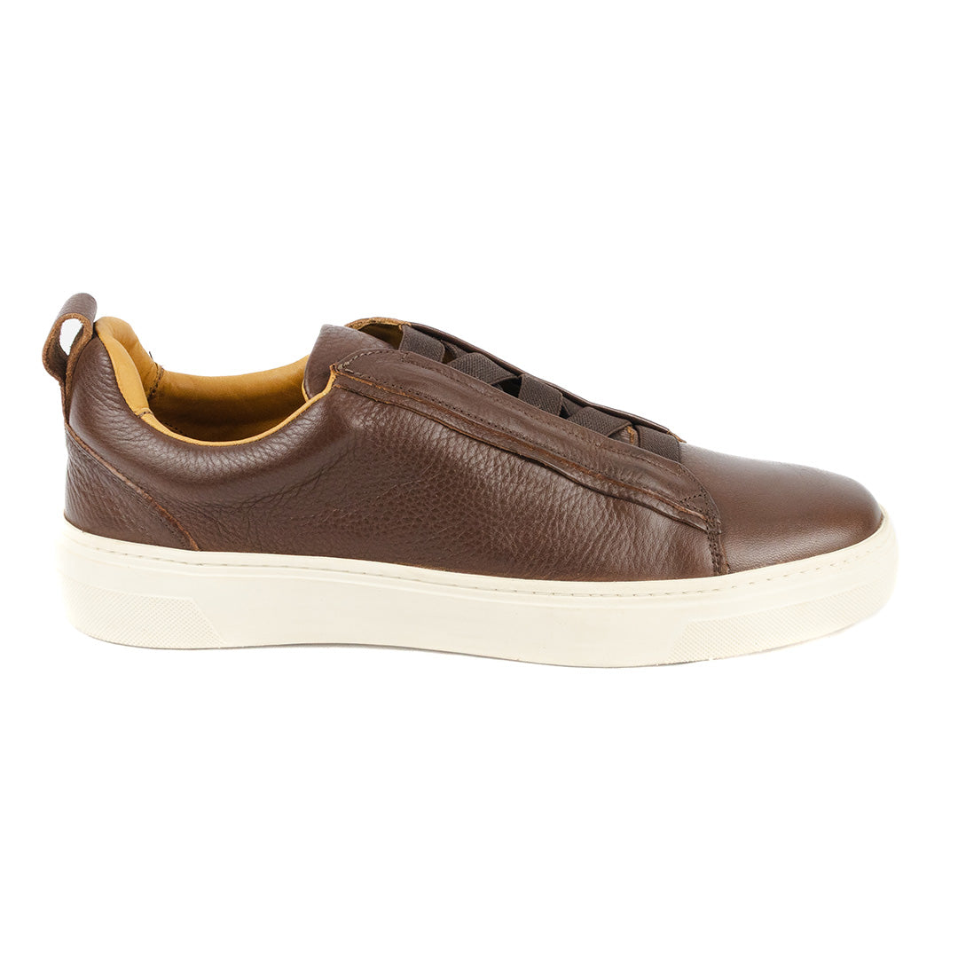 Sapatênis estilo italiano cor pinhão