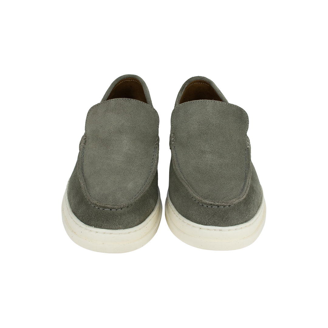 Sapato Slip on Hiper Confortável em camurça - cor cimento