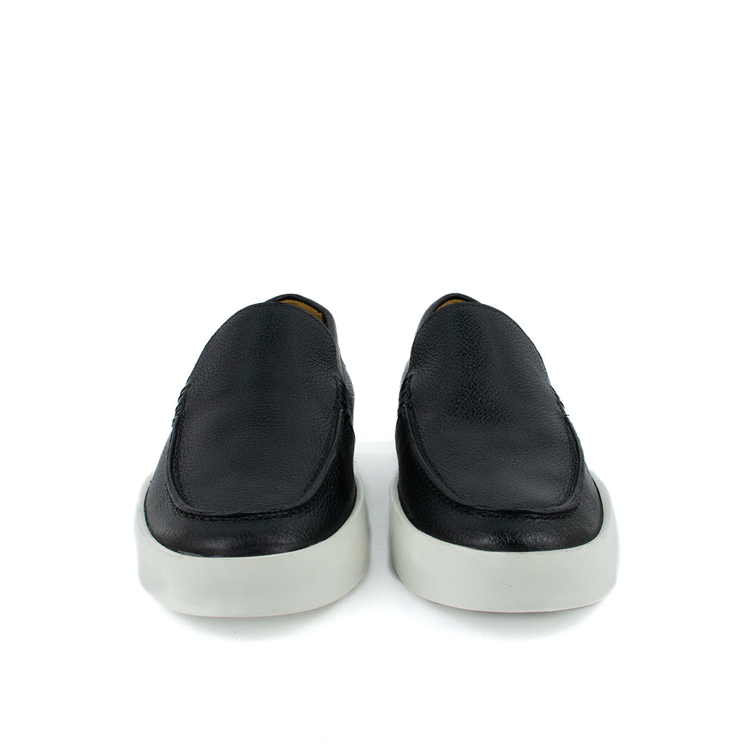 Novo Slip On Float couro Granulado - cor Preto