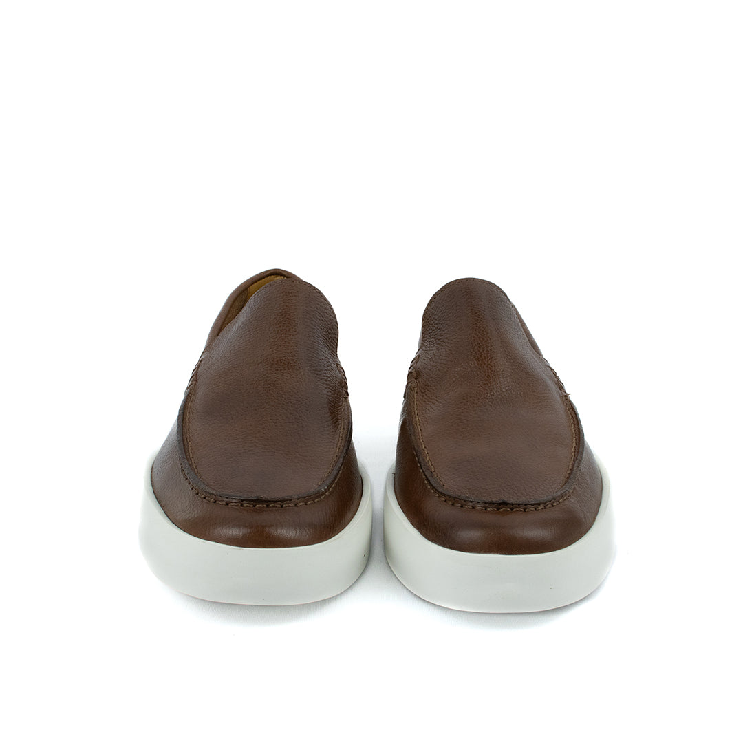 Novo Slip On Float couro Granulado - cor Pinhão
